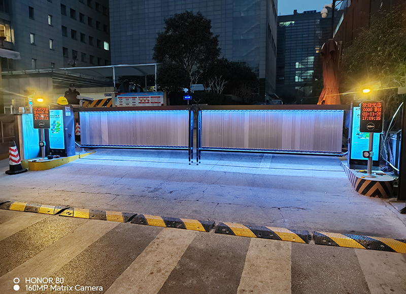 车牌识别一体机的特色都有哪些？